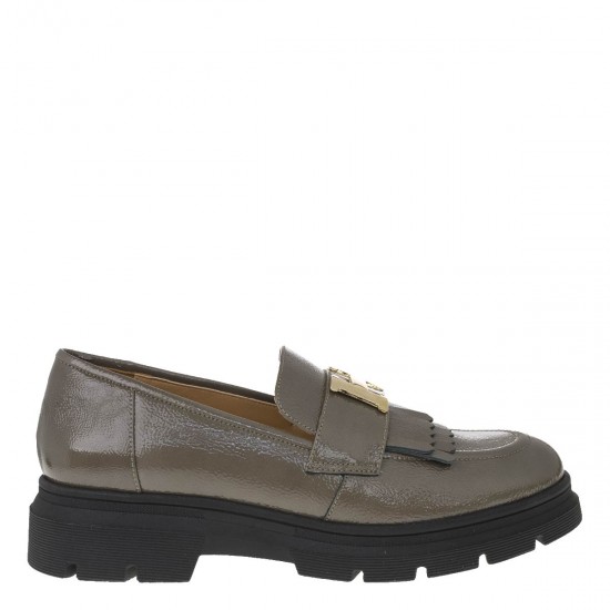 2000204403 Γυναικείο loafers mocassins χωστό λουστρίνι πούρο