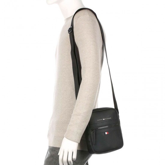 2000570001 Ανδρικό τσαντάκι tommy hilfiger μικρό χιαστή tommy hilfiger reporter eco leather μαύρο