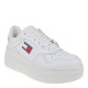 2000572301 Γυναικείο αθλητικό tommy hilfiger jeans sneakers flatform δετό λευκό