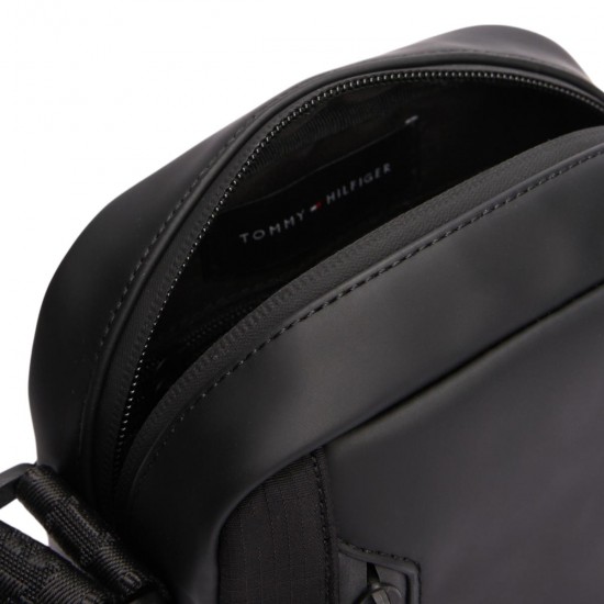 2000627001 Ανδρικό τσαντάκι χιαστή μικρό tommy hilfiger reporter μαύρο