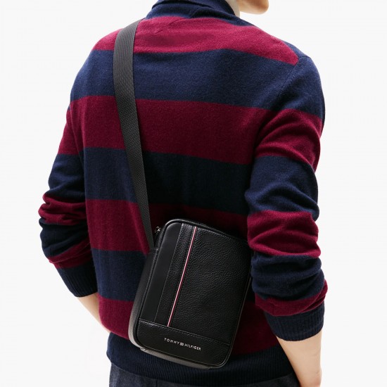 2000690601 Ανδρικό τσαντάκι tommy hilfiger reporter μαύρο